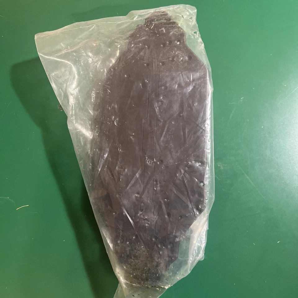 HPI 1/10 RS4 Sport 3 Drift * CHASIS, CUBIERTAS DEL EJE DE TRANSMISIÓN CENTRAL Foto 4 de 4