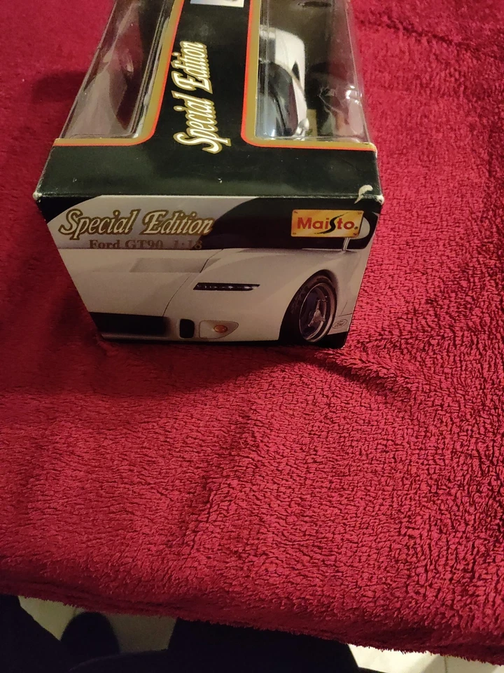 Maisto Ford GT90 scala 1:18 - Immagine 4 di 4