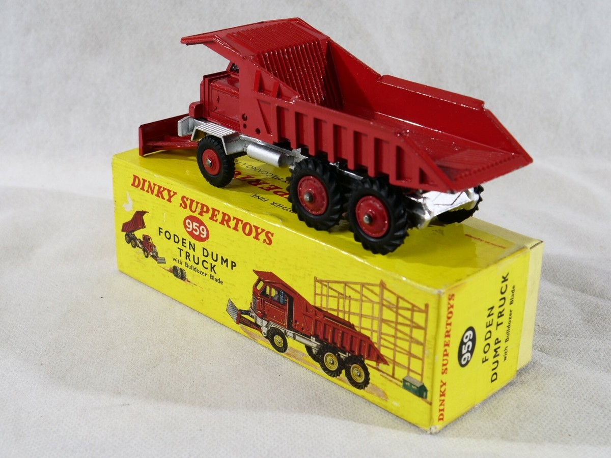 ミニカー DINKY No.959 FODEN DUMP TRUCK Dinky 959 - Foden Dump Truck and Bulldozer Toys - Diecast
