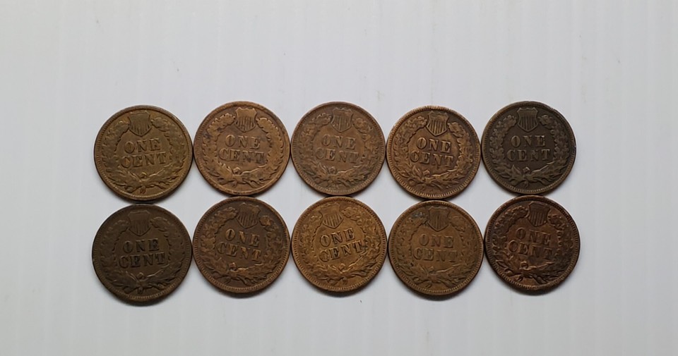 SEALED WHEAT INDIAN HEAD PENNY MIXED ROLL WITH VINTAGE INDIAN CENT END SEALED WHEAT INDIAN HEAD PENNY MIXED ROLL WITH VINTAGE INDIAN CENT END