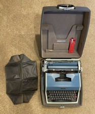 Vintage Olivetti Underwood Portable Typewriter thumbnail