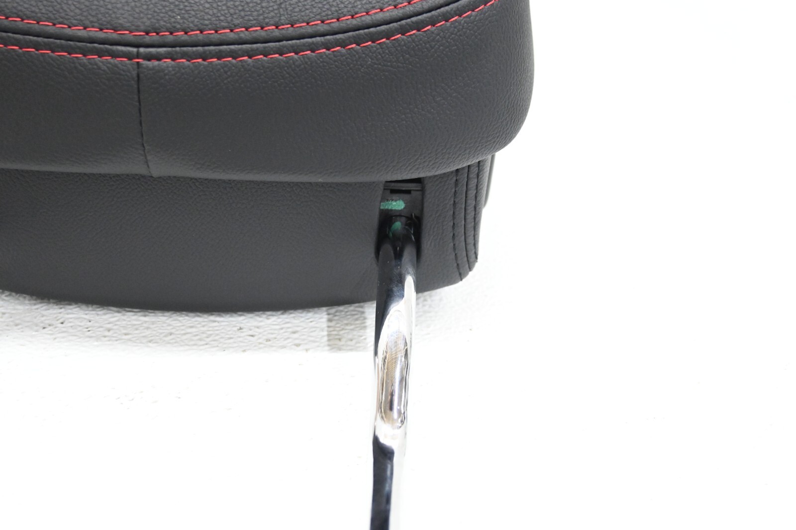⭐ 14-22 Maserati Ghibli Front Seat Headrest Restraint Leather Trim Black Oem