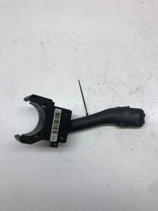 AUDI A6 Avant 4F5, C6 Wischergriff 4B0953503G 2.50 Diesel 1998 33825859