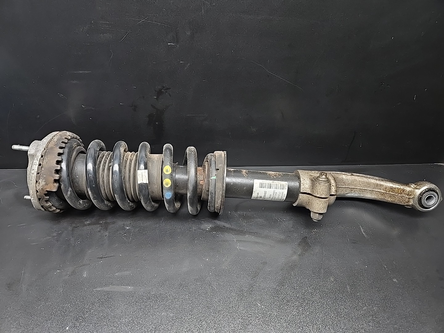 2014 - 2024 MASERATI GHIBLI FRONT LEFT SHOCK ABSORBER STRUT & COIL SPRING OEM