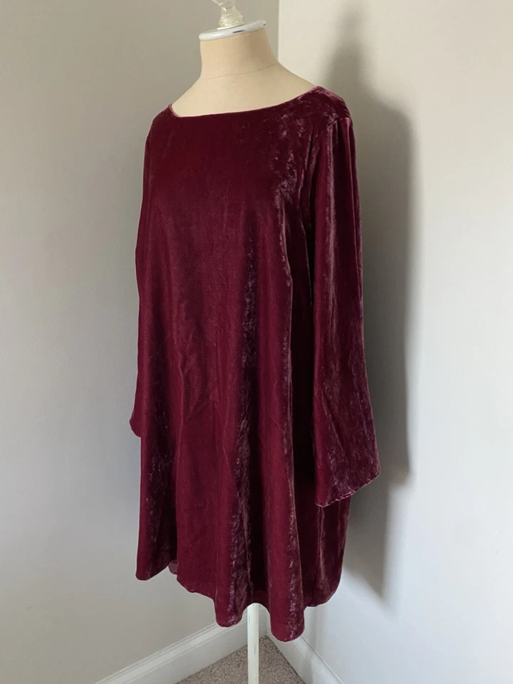NWOT ModCloth Burgundy Velvet Scoop Back Bell Sleeve Cocktail Dress 2X - Image 2 of 3