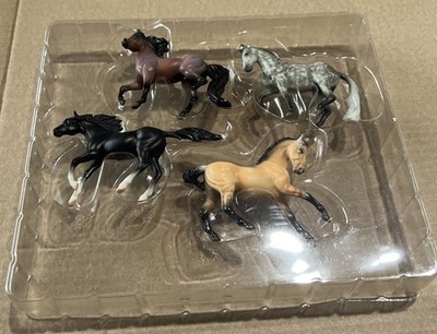 Breyer Poetry In Motion Mini Horse Gift Set - 4 Horses Included - NO BOX