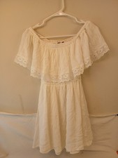 forever 21 white off shoulder embroidered sleeve dress size small