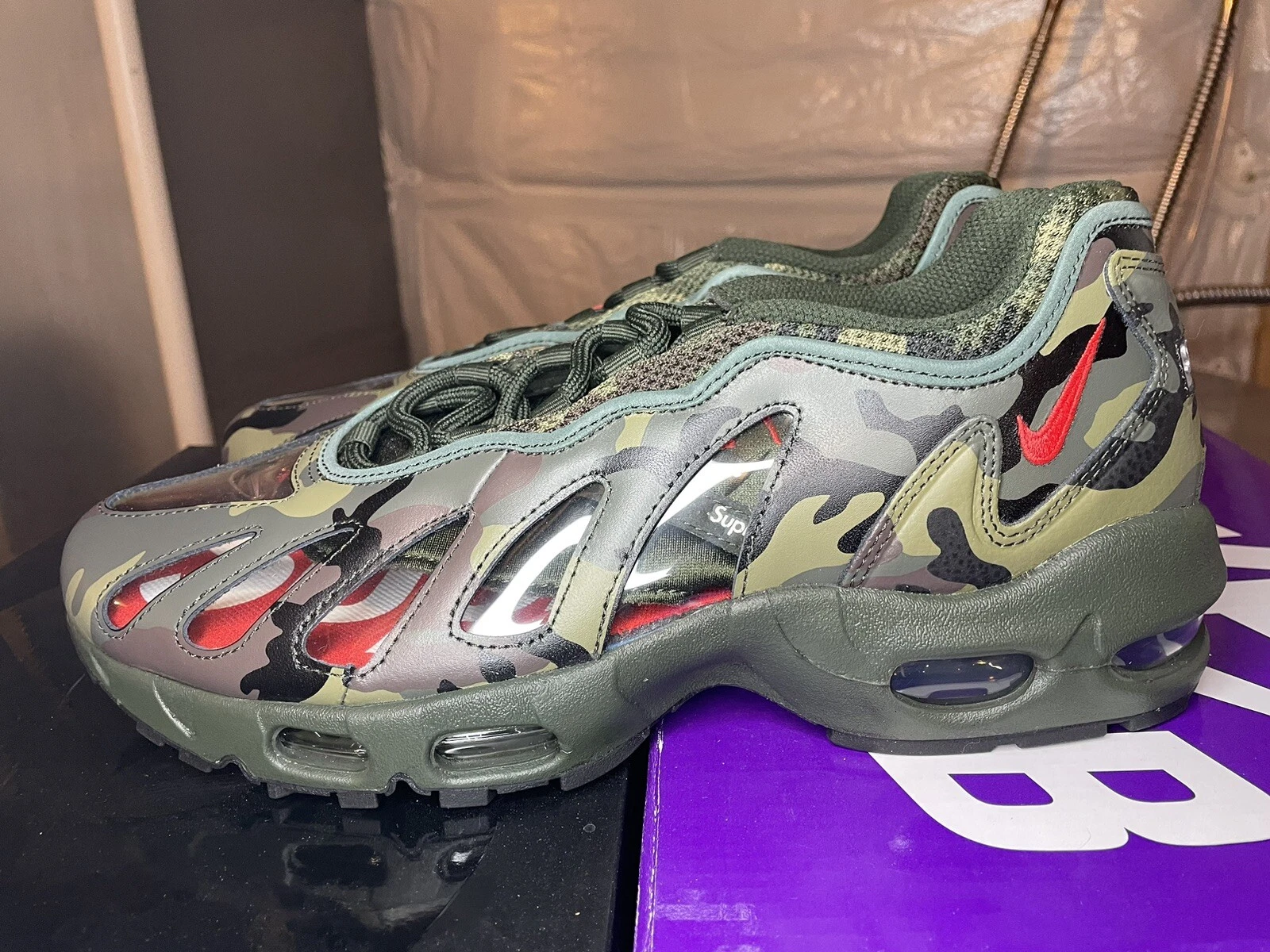 Taille 9,5   Supreme x Air Max 96 'Camo'