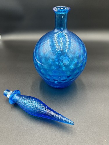 Vintage Cobalt Blue Glass Genie Bottle Decanter Flame Tip MCM Barware - Picture 3 of 10