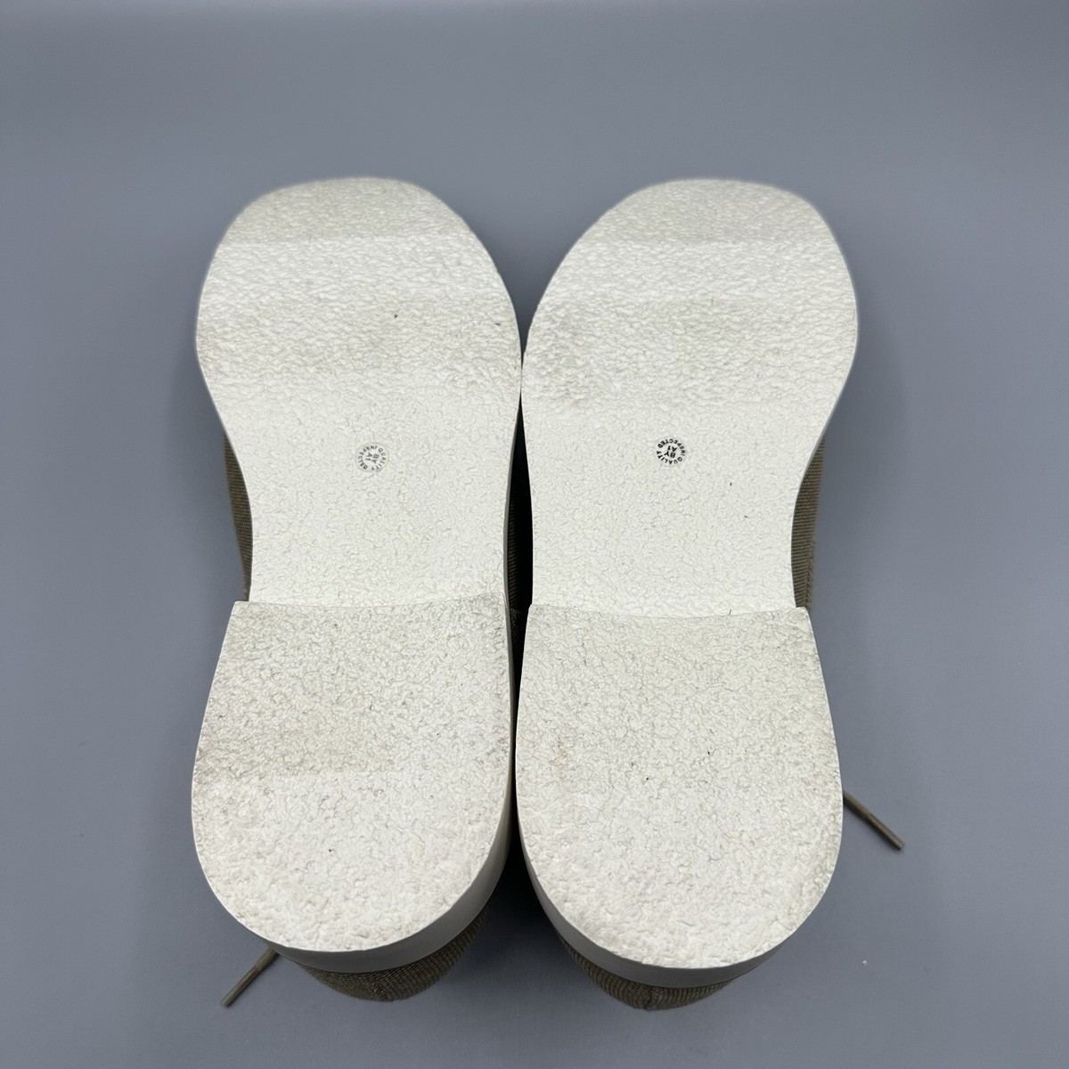 Mutual Weave Memory Foam Dress Sand Canvas Shoes Men’s Size 12 M Mutual Weave Memory Foam Men main image 2
