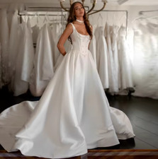 Pearls Wedding Dresses for Women Spaghetti Straps A-Line Satin Bridal Gowns