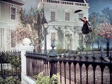 Mary Poppins 1964 Julie Andrews floating down to house by umbrella Photo CL0391