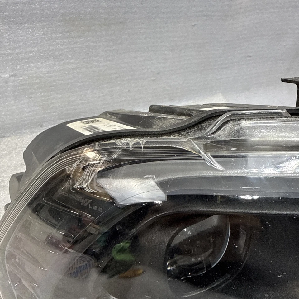 OEM Right Passenger Headlight Lamp 2021-2024 Dodge Durango 68433778AF (Damaged) - Image 4 of 4