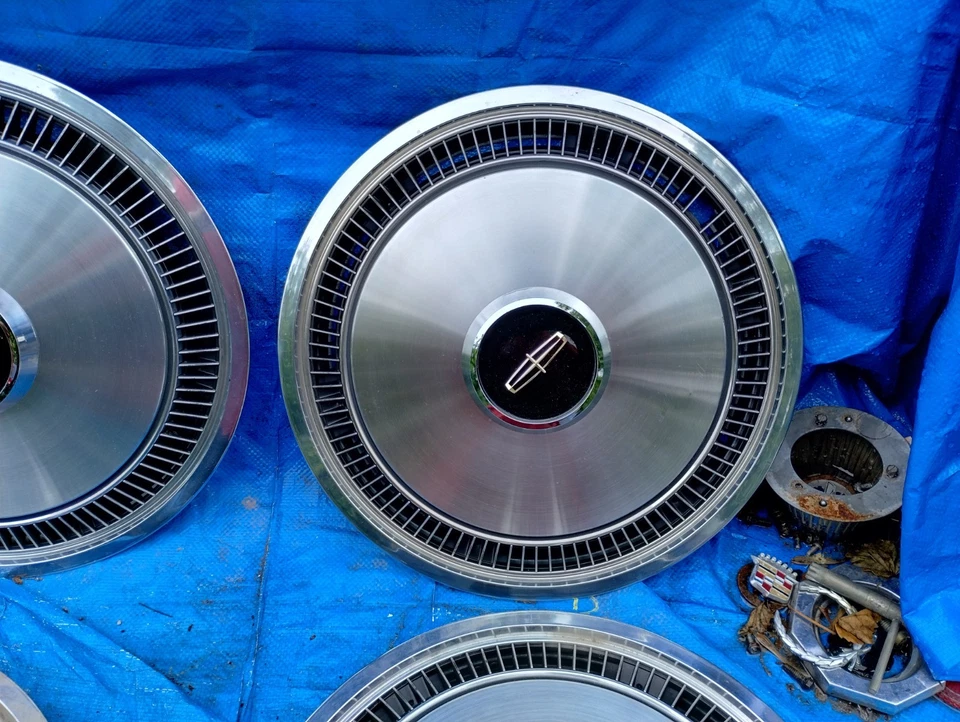 Juego de cubiertas de rueda tapacubos Lincoln Town Car 1980 1981 1982 81 OEM 15" nos 796 Foto 3 de 4