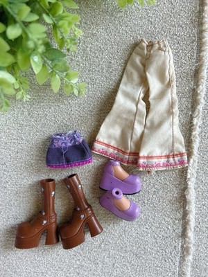 Bratz Yasmin First Edition PARTIAL OUTFIT~ Shoes, Pants, Boots, Skirt 2001