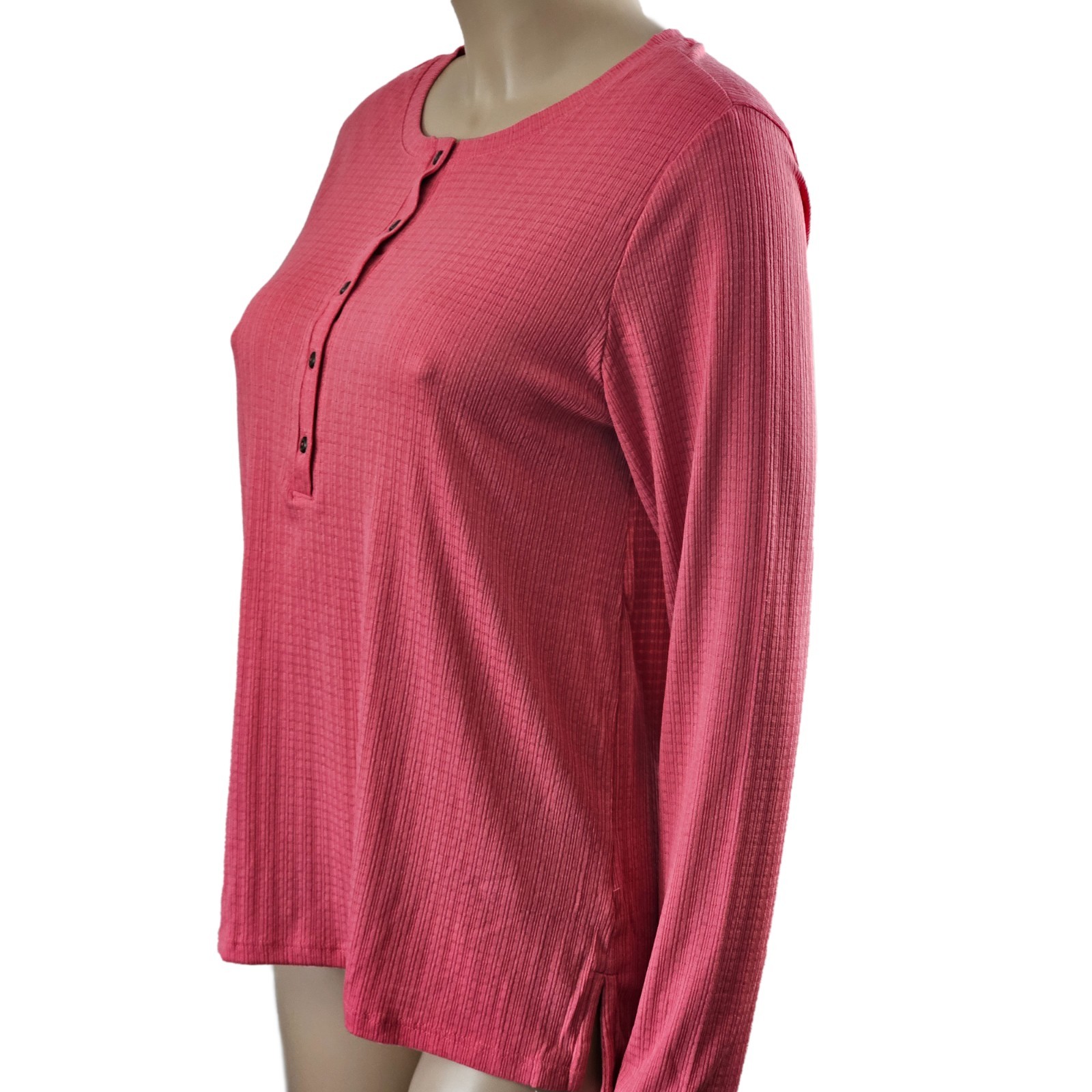 G.H. Bass & Co. Women’s Long Sleeve Henley Top Textured Knit