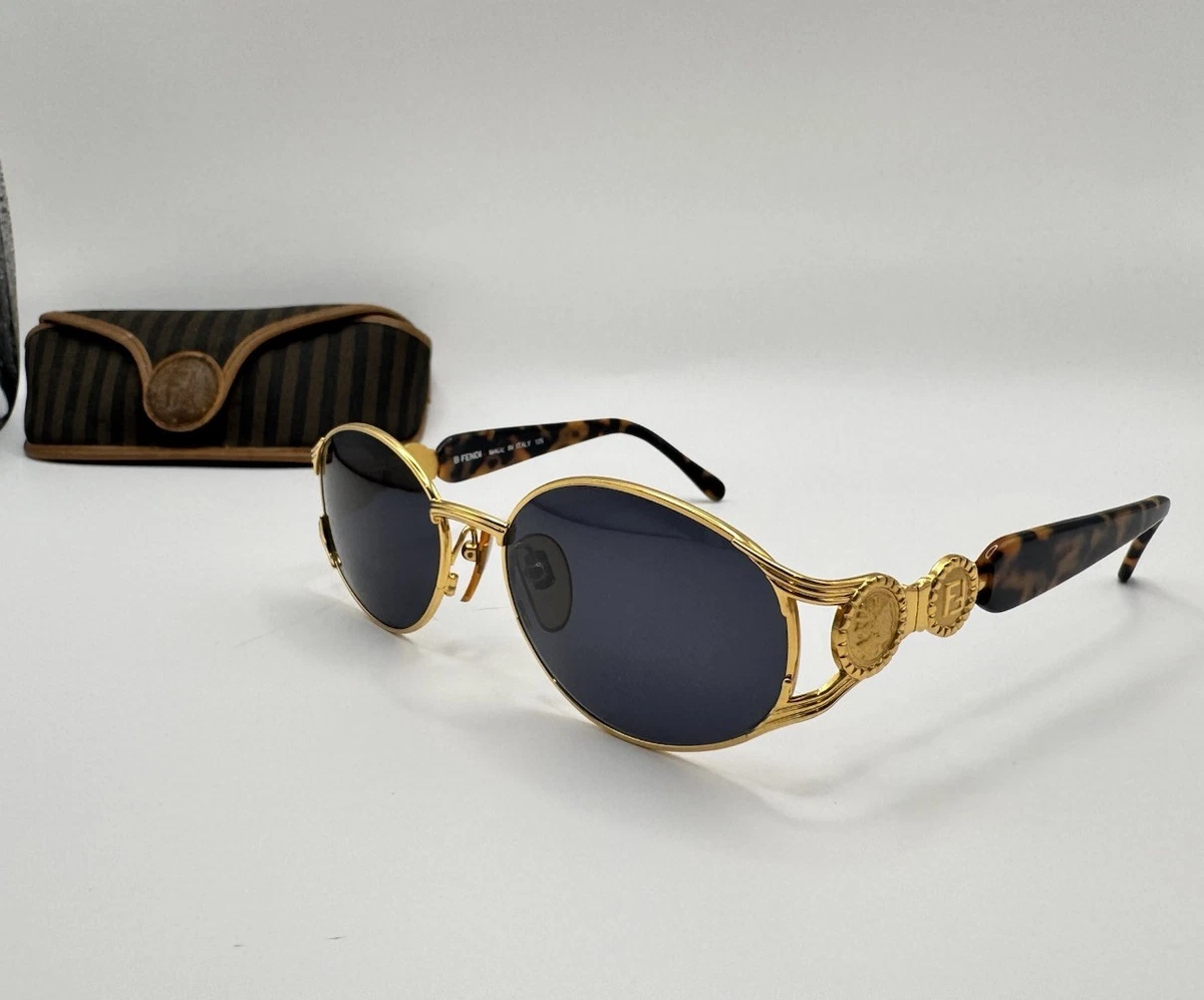 Preços baixos em Óculos de Sol Oval Azul Fendi para mulheres | eBay