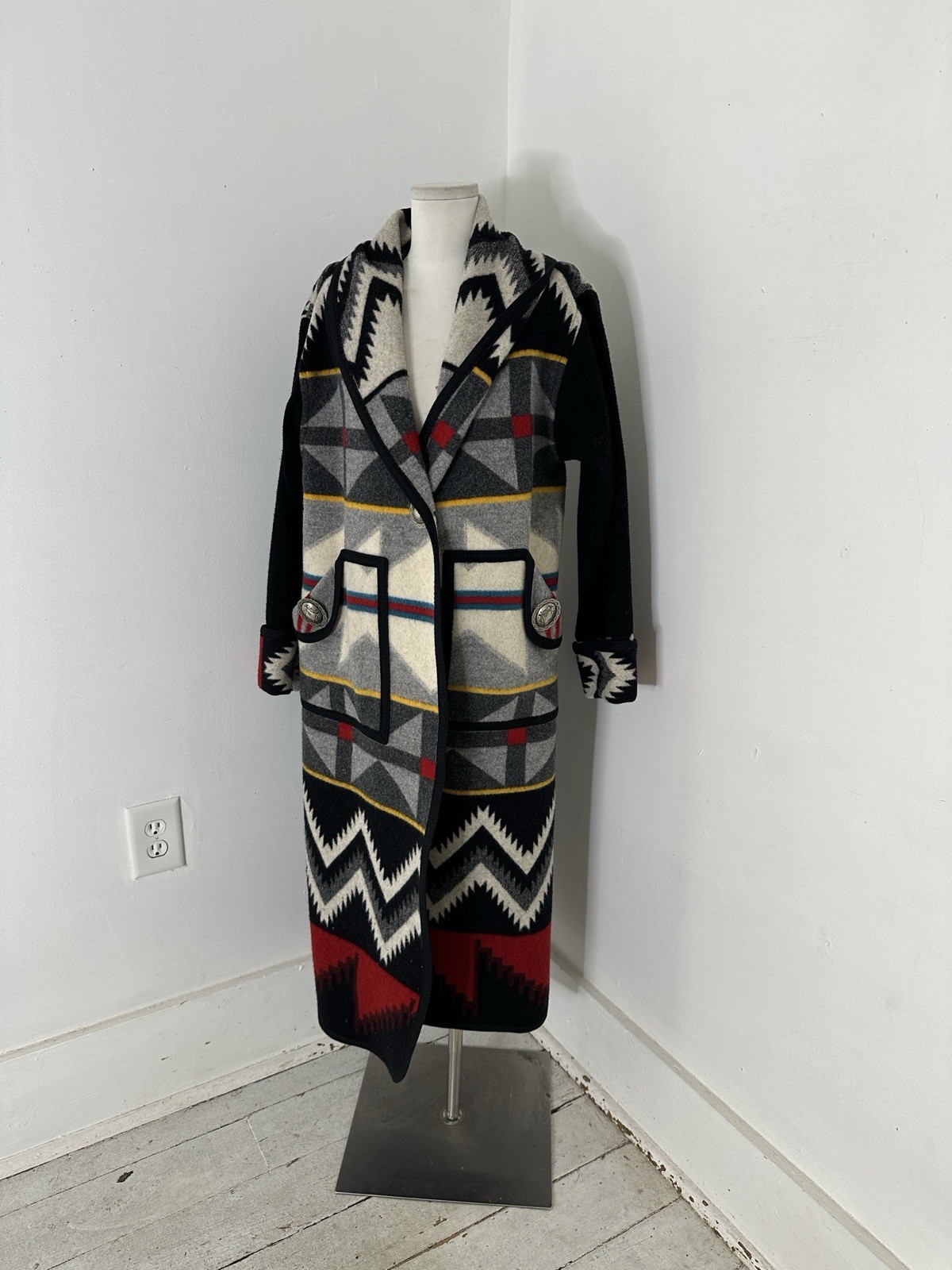 Vintage Reversible Pendleton? Native Pattern Conc… - image 2