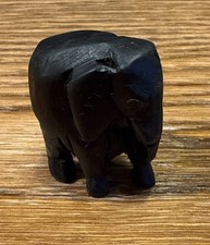 Handgeschnitzter Elefant aus Massivholz- Vintage Ethno Deko 