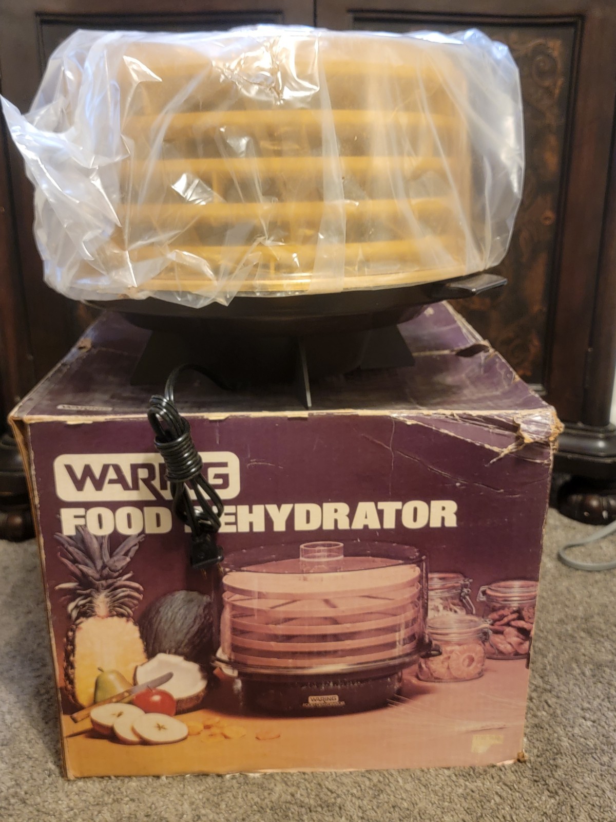 Waring Food Dehydrator Model #DF415  5 Trays NIB