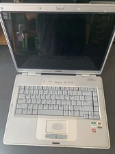 Compaq V5000 parts W/ Battery NO hard drive