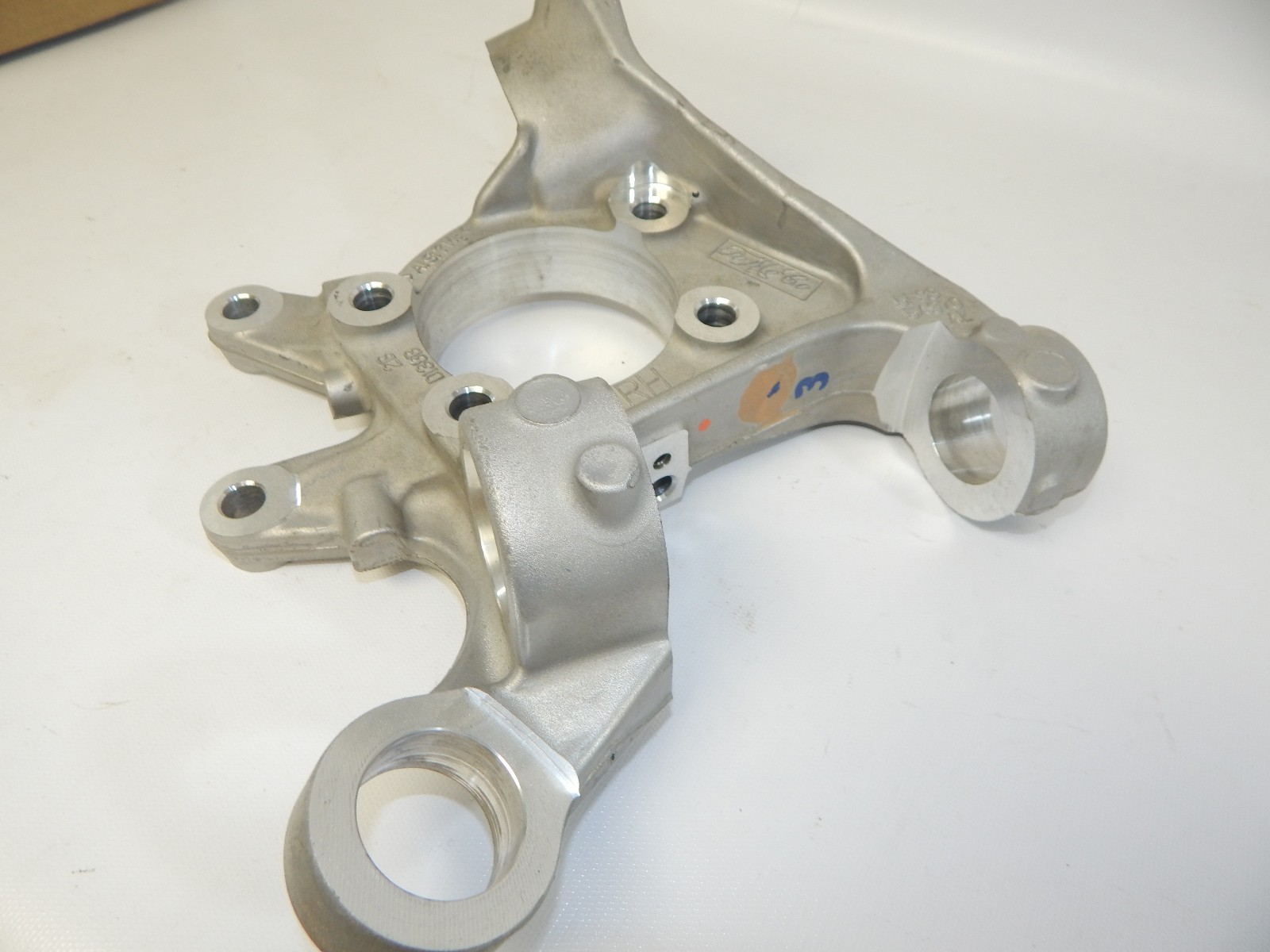 New OEM 20052009 Ford Taurus Mercury Sable Rear Suspension Knuckle Spindle eBay