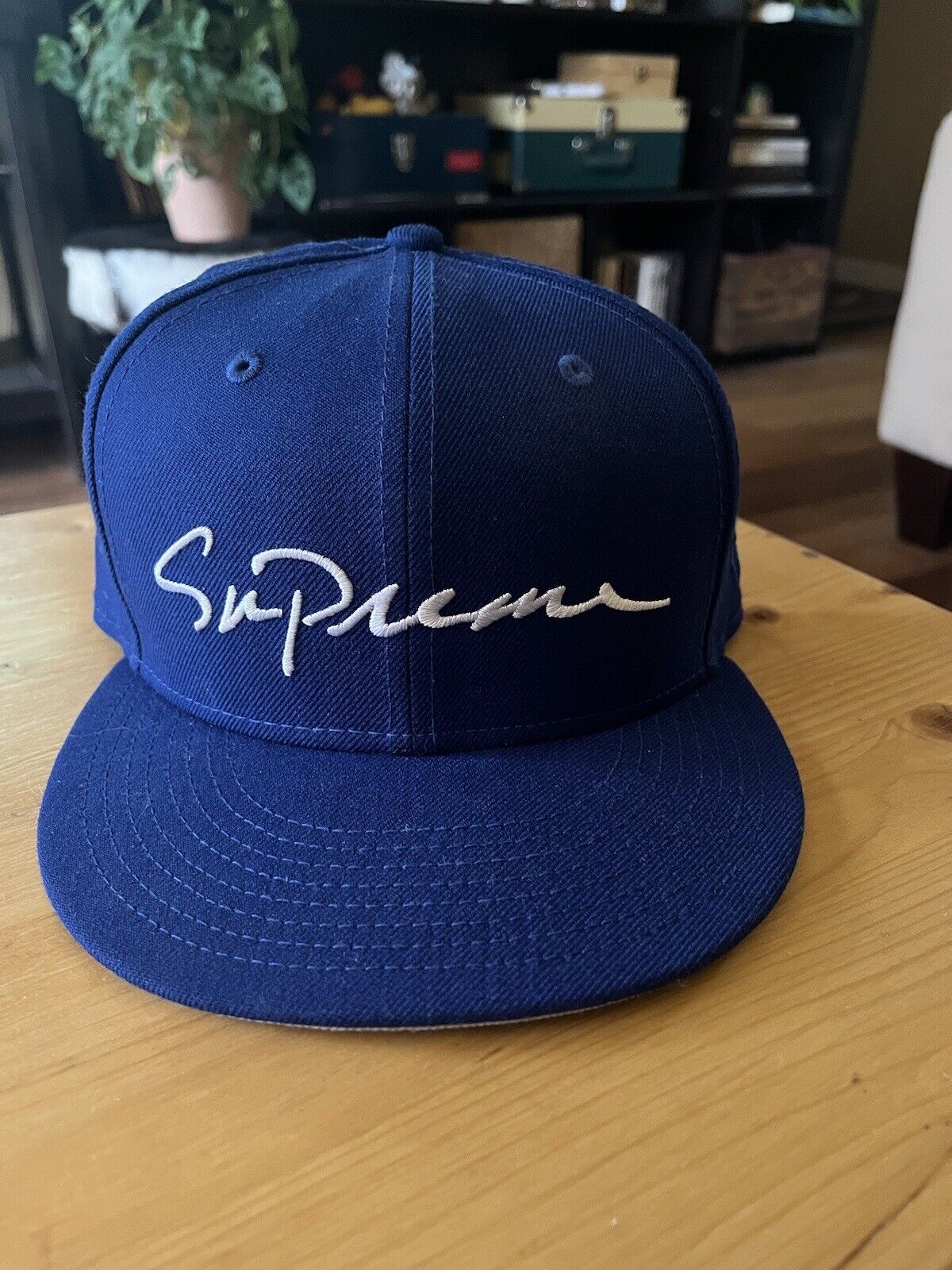 supreme classic script NewEra ネイビー 7 3/8-