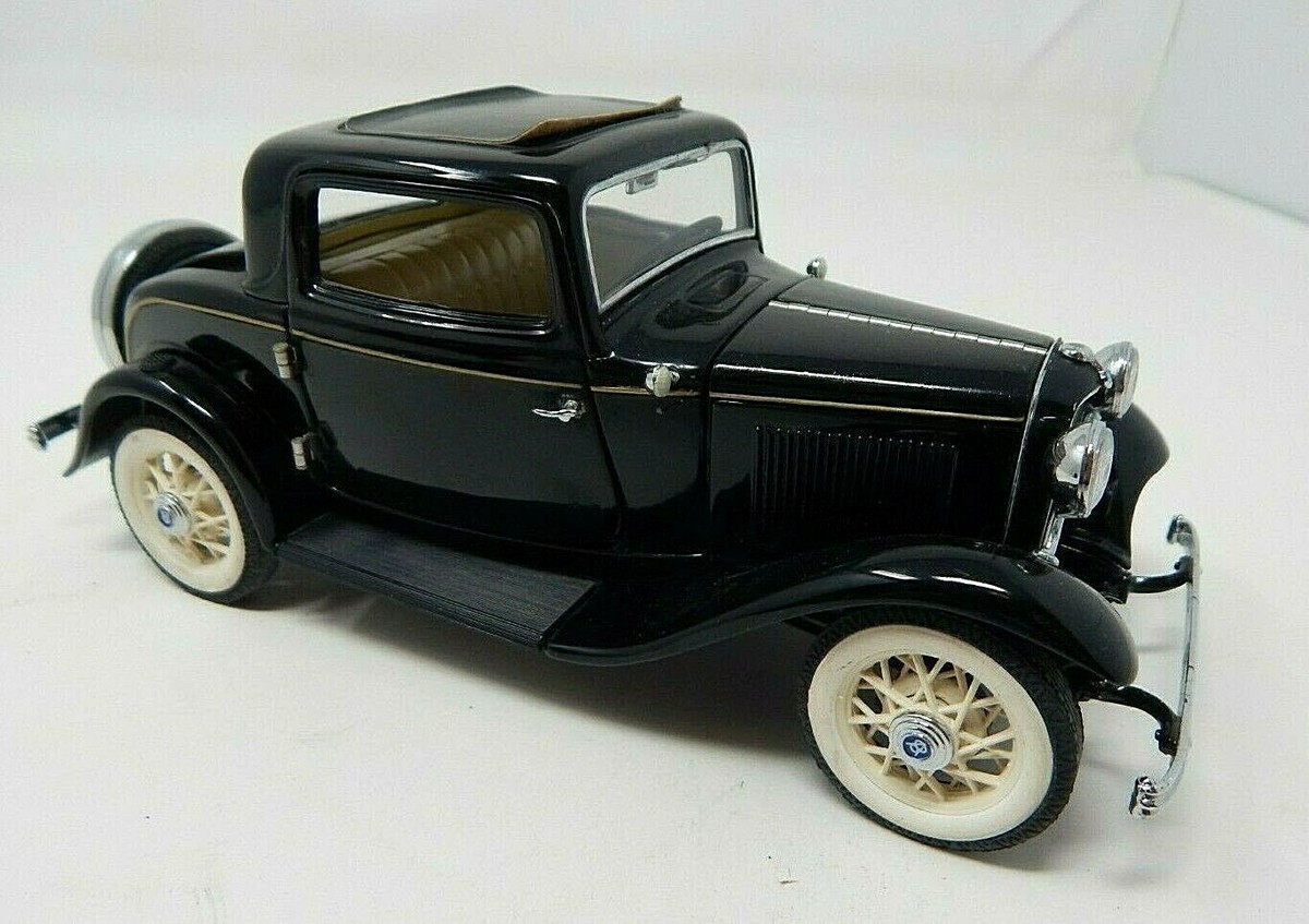 Franklin Mint - 1:24 - Ford Deuce Coupé V8 1932 Black