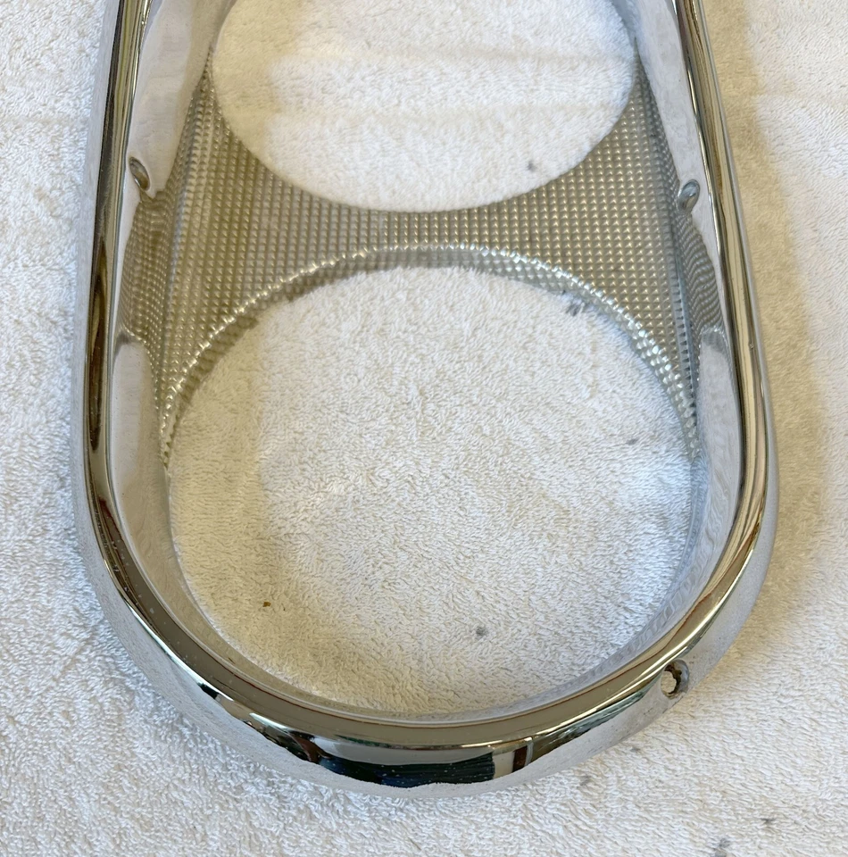 Chrysler New Yorker 300G 300 H 1961-62 Newport par de biseles de faros 61 1962 Foto 4 de 4