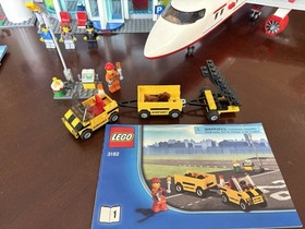 LEGO City Airport 3182 99% Complete W/ Instructions