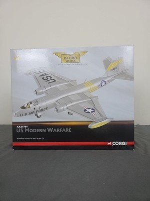 Corgi Martin RB-57A USAF 1956 1:72 Diecast Model Aviation Archive AA34704 NIB