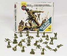 Airfix 1723 WWII British Paratroops HO-OO scale 41 Loose 27 Figures Only Green