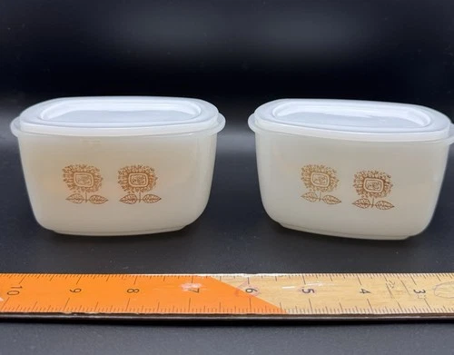 Set Of 2 Vintage Federal Glass Sunflower Milk Glass Refrigerator Dish w/ Lid