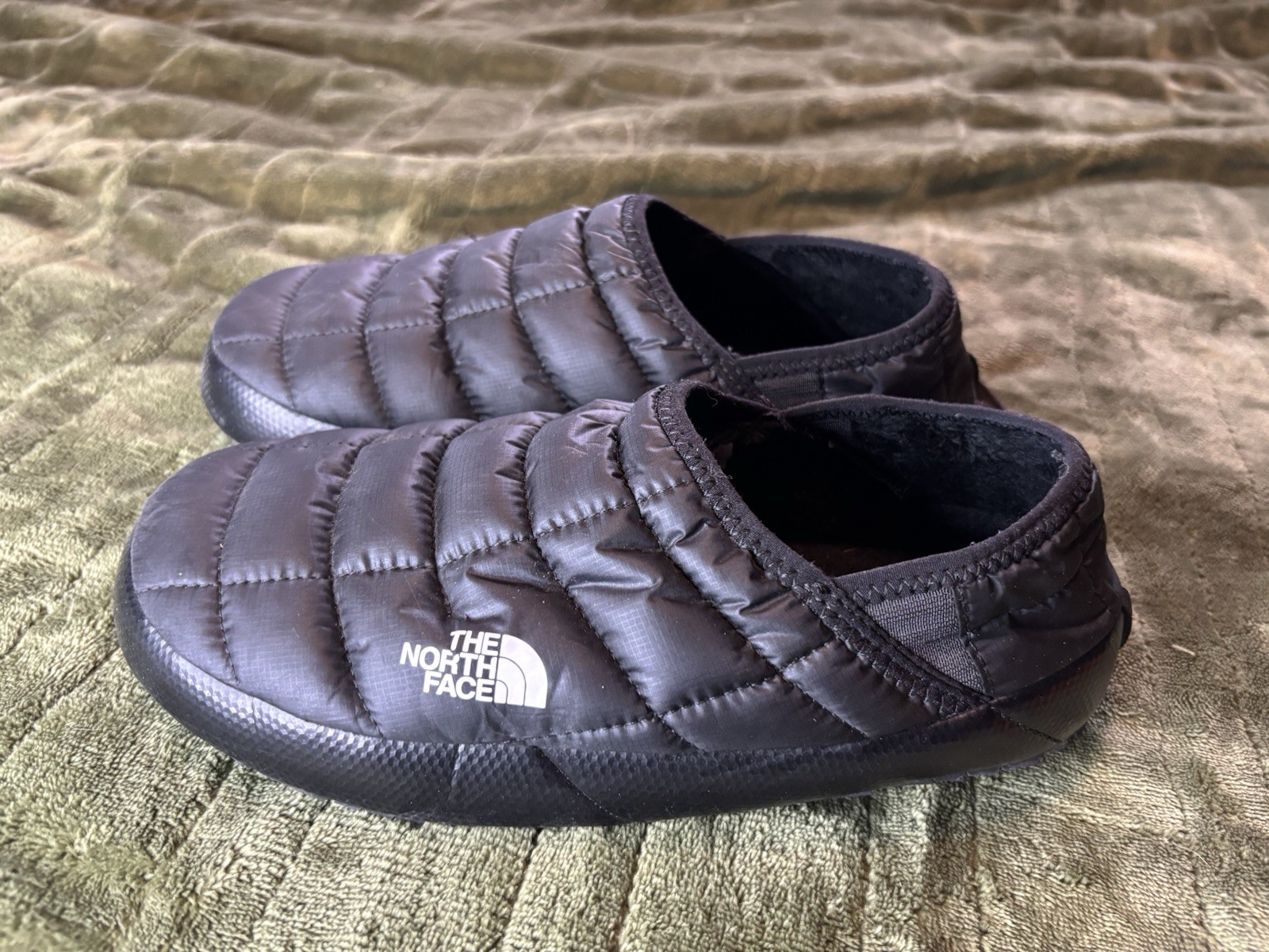 The North Face Black Thermoball Traction Mule V Slippers Mens 7 Slip On Everyday