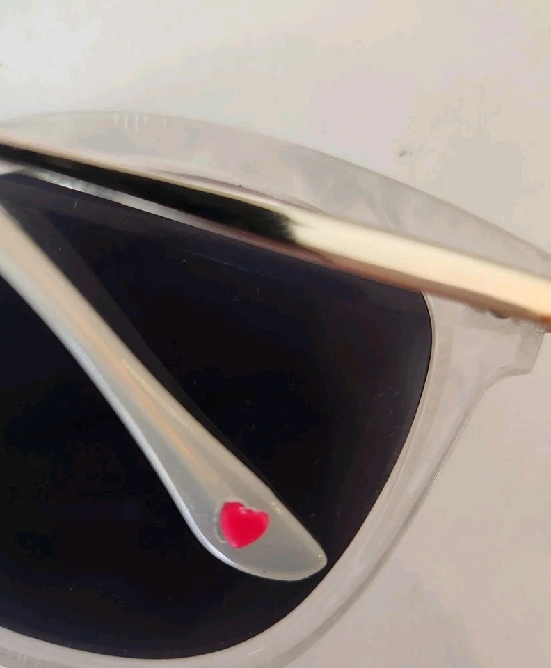 Betsy Johnson Sunglasses - Marble Pearl White - Cat Eye - Gold Detail - Image 4 of 4