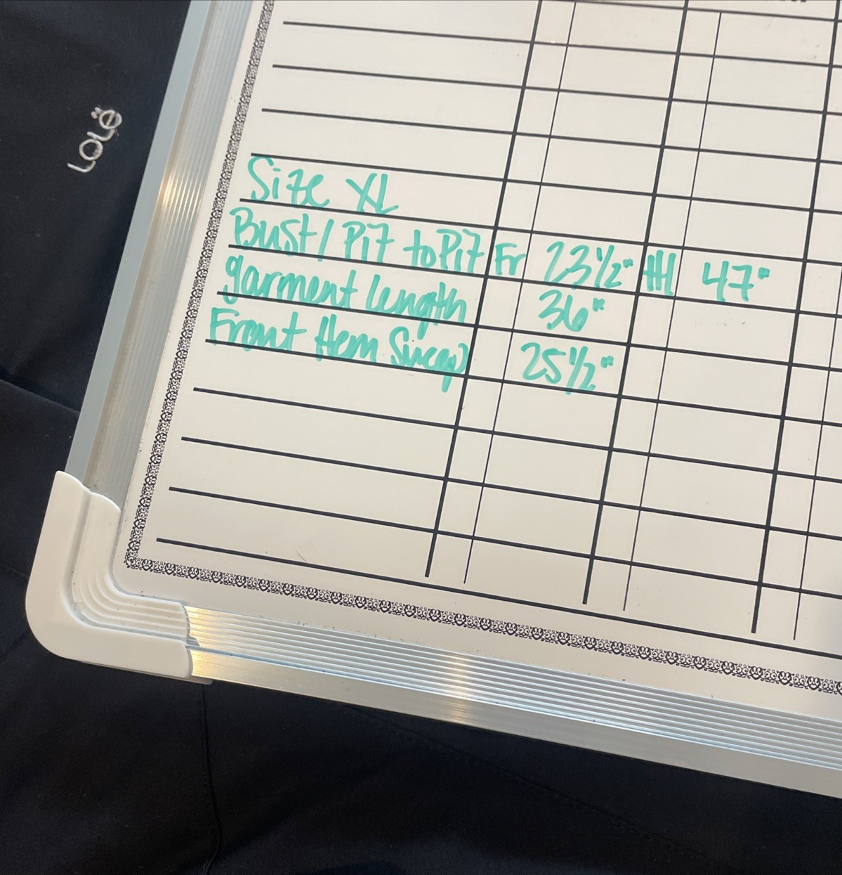 Lolë Women’s Black Hooded Waterproof Parka Jacket Sz XL Lined Outdoor Winter