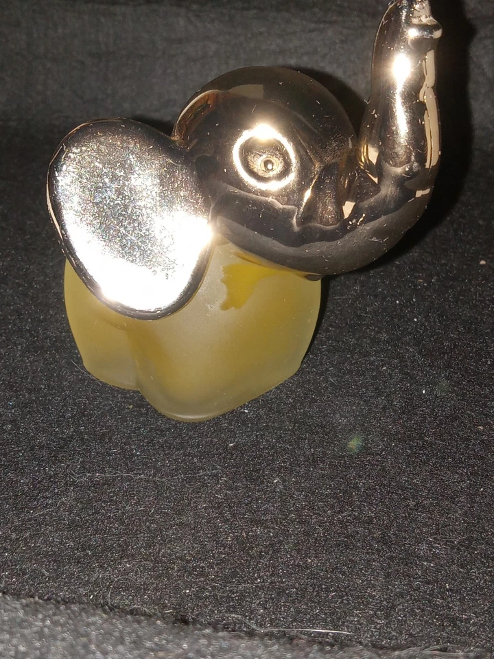 Perfume de colección Avon Good Luck Gold Elephant Imperial Garden Colonia 1,5 oz Foto 2 de 4