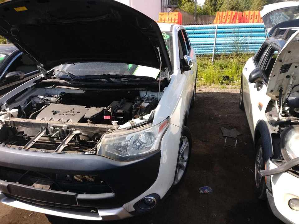 Used Air Cleaner Assembly fits: 2015 Mitsubishi Outlander Grade A Foto 2 de 4