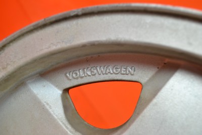 2 Lot. Volkswagon VW T3 Vanagon OEM 14x6 Factory Mag Wheel Minor
