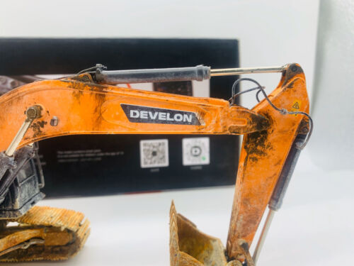 Develon DX380HD Excavator Muddy Version 1/50 Scale Die-Cast Model New in Box - Picture 4 of 10