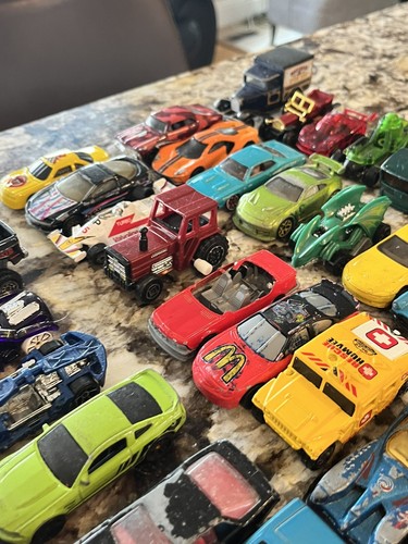 Hot Wheels Cars Others Vehicles Mixed LARGE LOT Metal & Plastic Buggy Trucks - Picture 10 of 19