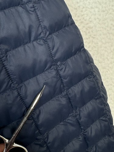 The North Face Thermoball Eco Jacket Men's 2XL Navy Quilted Spellout Logo Zip Up - Picture 16 of 24