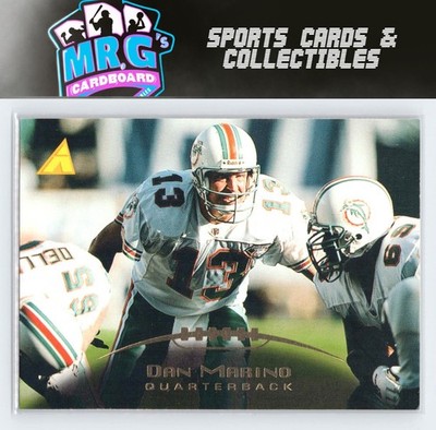 1995 Pinnacle #22 Dan Marino