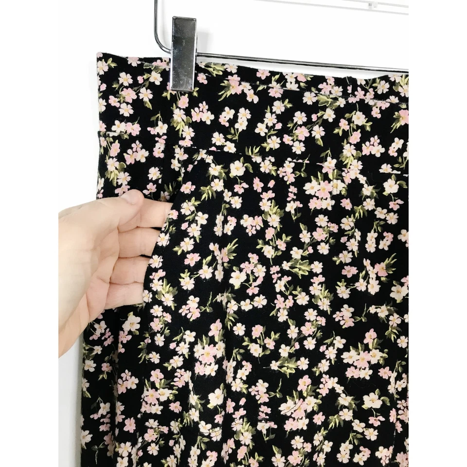 Torrid Leggings Womens 2X 2 Black Pink Floral Stretch Pockets Cottage Peasant - Image 3 of 4