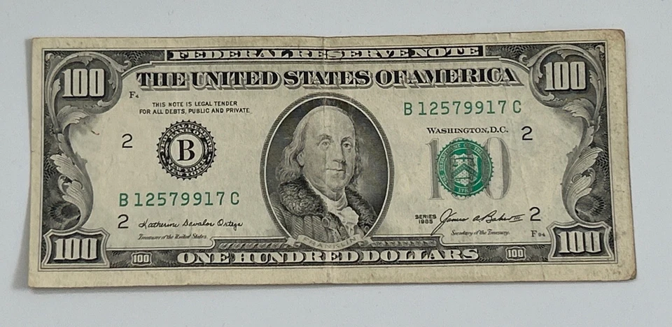 1985 $100 One Hundred Dollar Bill 12579917 Federal Reserve Note Legal Tender USA - Image 2 of 4