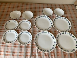 Corelle Vitrelle 12 piece dinner set