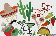 Cinco de Mayo Glitter Photo Booth Props - 22 Piece Set