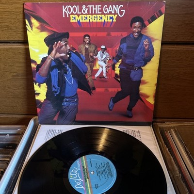Kool & The Gang Emergency LP De-Lite Records 422-822 943-1  Vg++