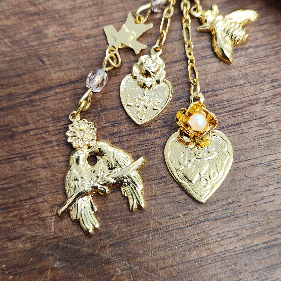 Винтажные Kirks Folly Love Letters Фонтанная Ручка Херувим Амулет Брошь Эмаль Ювелирные изделия - Изображение 3 из 4