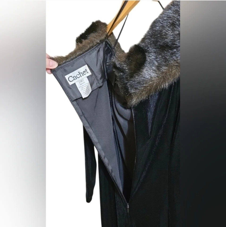 Maxi Vestido Cachet Vintage Años 90 Piel Sintética Hombro Terciopelo Negro. Talla 12 Foto 4 de 4